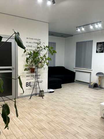 Будинок на Роменскій в оренду для СІМʼЇ  з листопада ,