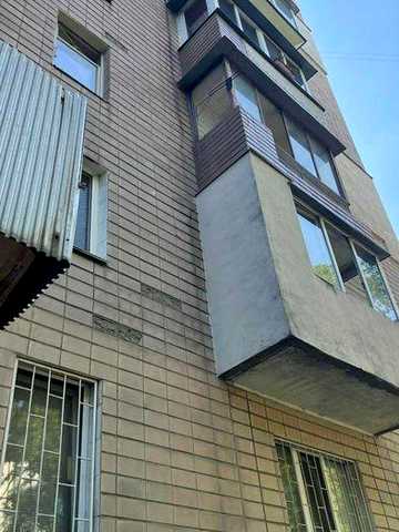 Здам 4-кім. вул. Верховинна буд.18