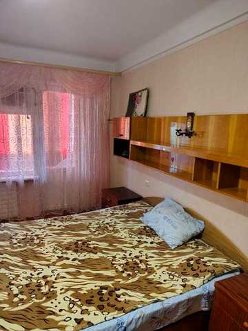 Здам в оренду 3 кімнатну Хортицький, військові+