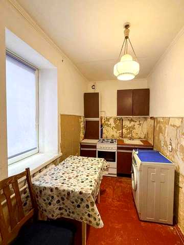Обміняю 1-кімнатну квартиру або продам. Чешка 36 м2