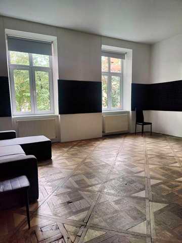 Оренда 3 кім квартира вул.Скорика 100 м.кв Центр Тихий ц.650 у.о