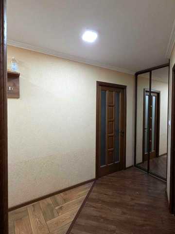 Продаж 2 к. квартири в центрі Сваляви