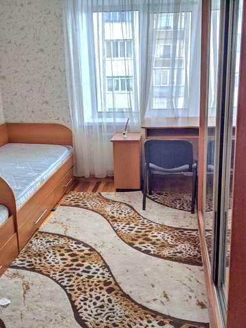 Продам 4 кімнатну квартиру з автономним опаленням в Здолбунові