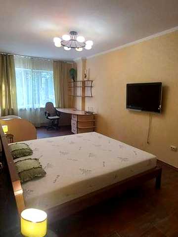 Оренда 1 кімнатна квартира Вишенька