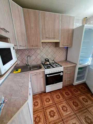 Сдам 2 к.кв.метро Левада, м.Спортивная, Аэрокосмический, Семье, паре, Основьянский р-н