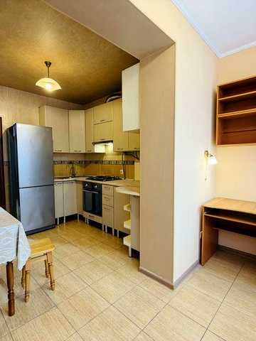 БЕЗ КОМІСІЇ, простора 1к квартира, район Центрального парку