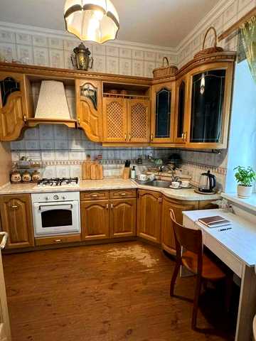 Сдам квартиру с отдельным входом в центре Днепра