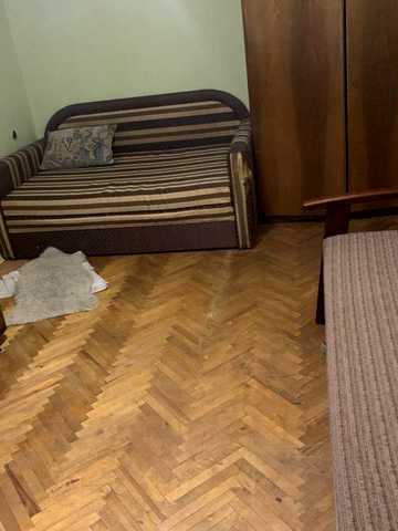 Серова 30 б( автобазар)