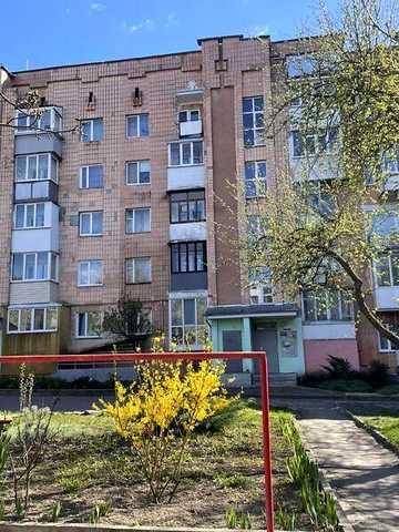 Довгострокова оренда 2к Квартира Миколи Карнаухова вулиця