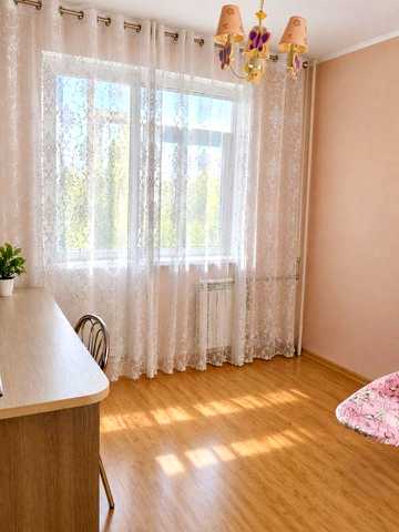 Здається 3-кімнатна квартира га Г. Крут, 70а
