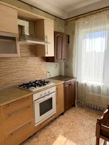 Оренда 2 кімнатна Автозаводська 30 (Піски)