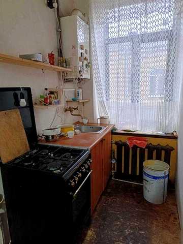 Сдам трехкомнатную квартиру в центре