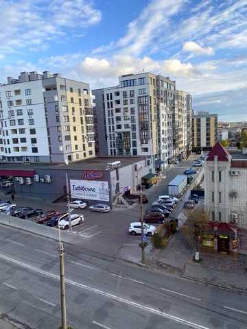 Оренда трикімнатної квартири