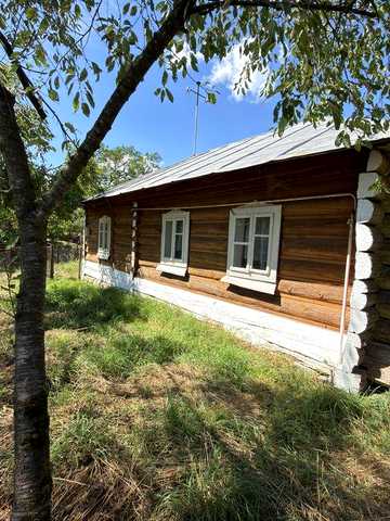 Продається будинок з земельною ділянкою