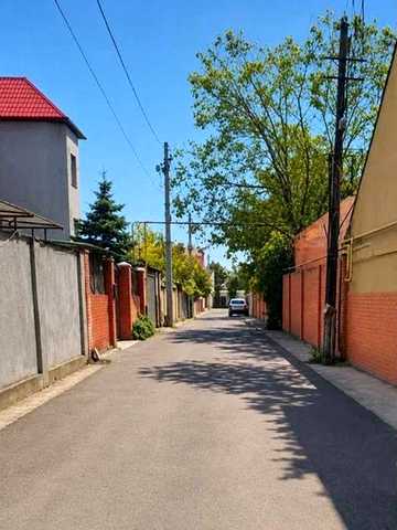 Без комиссии! Сдам дом в закрытом переулке + место для авто  на  Дмитриевской(Дм. Донского)!
