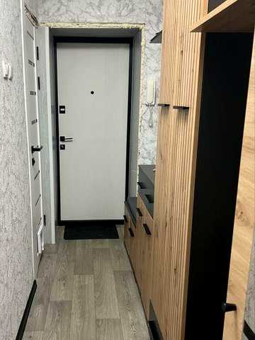продам 3 к квартиру 64 кв  чистяківська 12