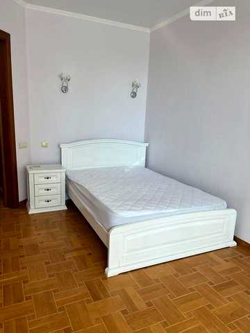 Довгострокова оренда 3к Квартира Сонячна вулиця