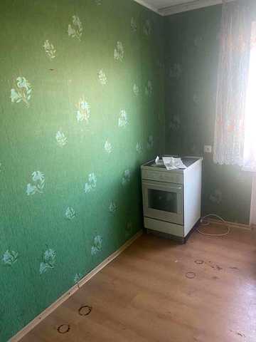 Продам квартиру кімната