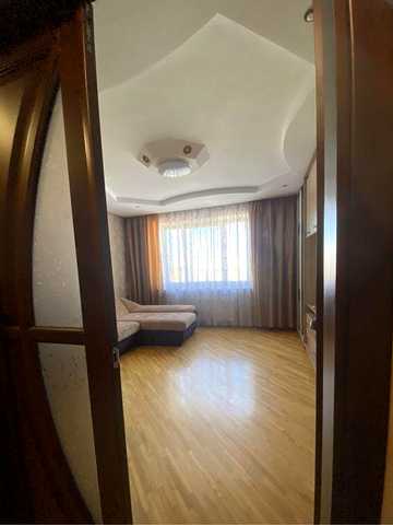 Здаю 3 к. кв  центр