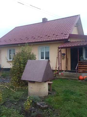 мальовничий будинок