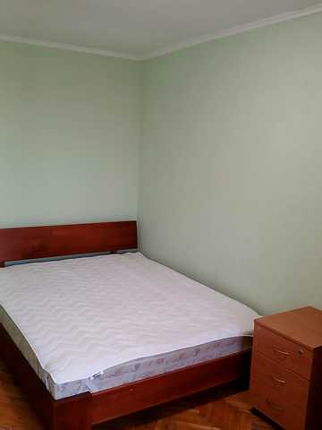 None 32000 USD