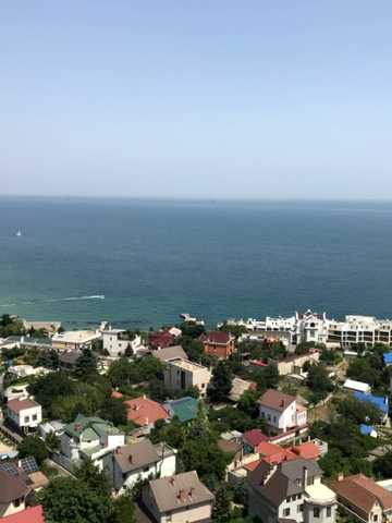 Квартира с панорамным видом на море