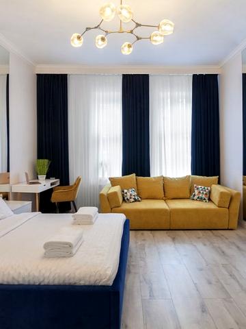 Avangard DeLuxe Art Apartment