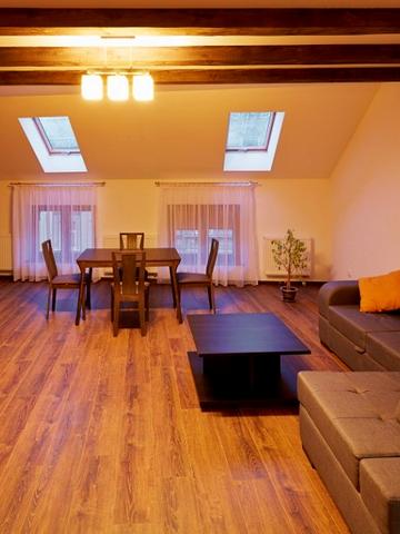 Двухэтажный номер с новым ремонтом в апарт-отеле