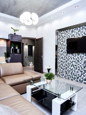 Квартира с видом на море и Оперный театр