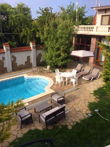 Вилла VIP класса с бассейном недалеко от Аркадии