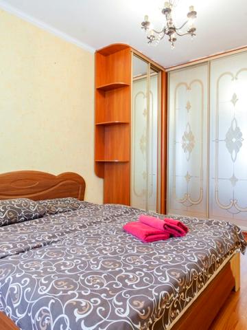 Квартира возле метро Дарница