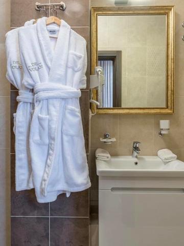 Классический номер для двоих гостей в бутик-отеле Де Волан