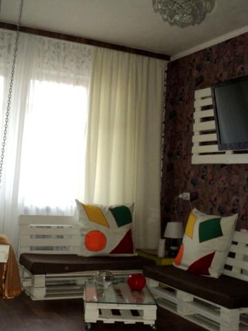 Квартира с дизайнерским оригинальным ремонтом