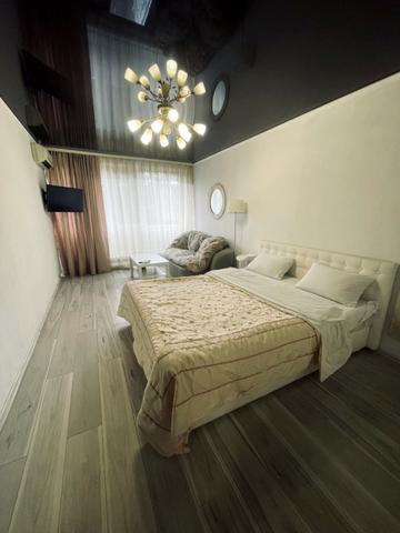 Дизайнерская квартира на КПИ