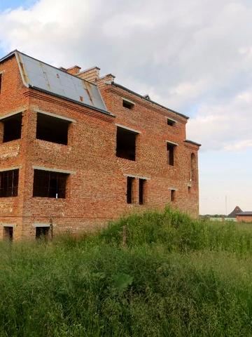 Продаж незавершеного будинка