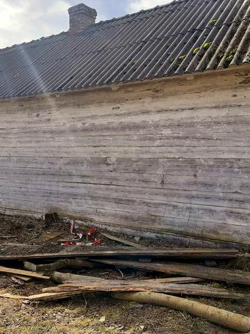 Деревяный дом в разобранном состоянии