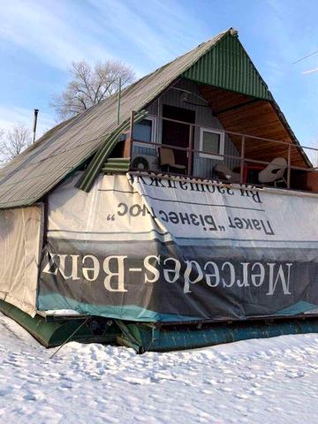 Продам дом на воде.