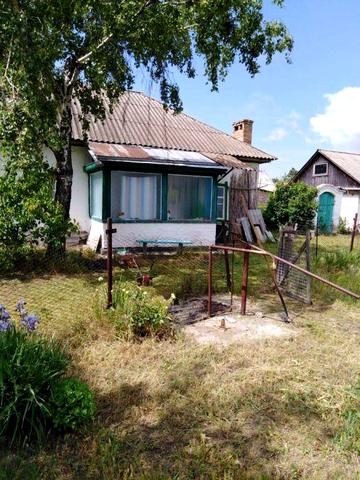 Будинок з ділянкою в с. Матвіївка