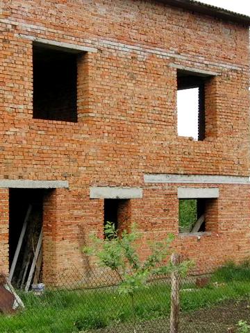 нерухомість