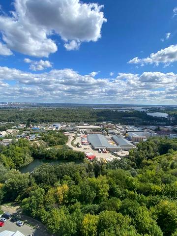 Продам 3-к квартиру Голосеевский р. пр. Науки с видом на р Днепр