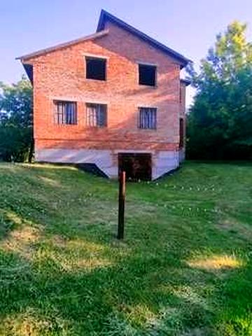 Будинок/Дача поруч з Золотоношею