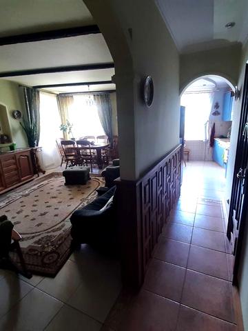 Продам 5-кімнатну квартиру у центрі Тернополі на березі озера