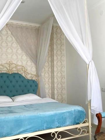 Романтические апартаменты в центре Львова