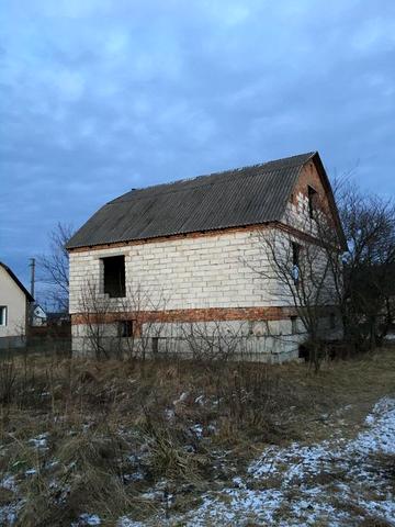 Продам будинок, Хмизи