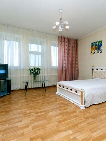 Просторная квартира у метро Минская - Дрим Таун