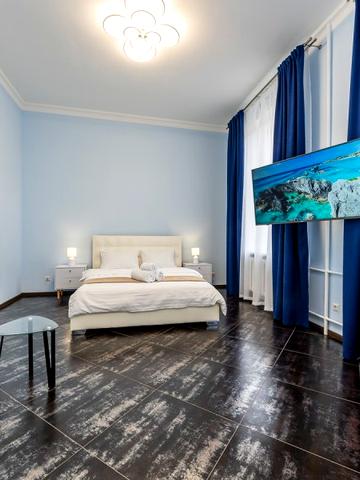 Видовая на Софиевской площади