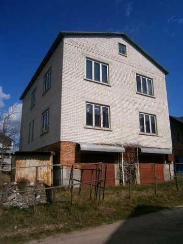 Продам або обміняю будинок в м. Сокаль