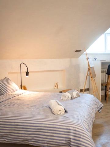 Миколаївська вул. (Короленка), 25