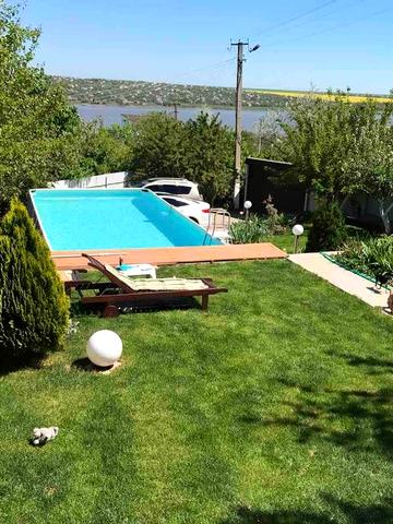 ВЫГОДНО! Комфортабельная просторная усадьба на хаджибейском лимане.