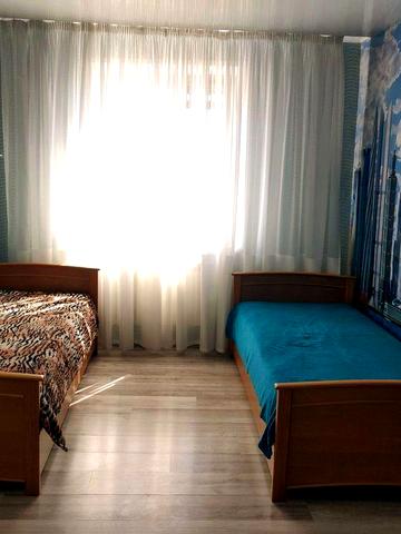 Продам  2-х кімнатну  квартиру Чернігівський квартал